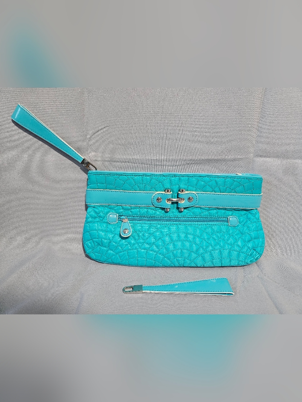 Vera Bradley Turquoise Bistro Nylon Quilted Clutch Purse Vacation Summer Resort